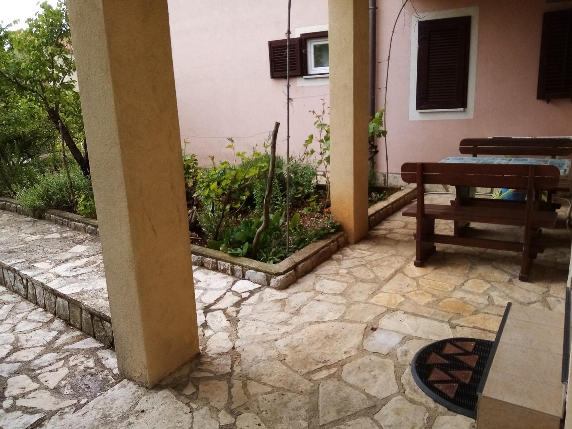 Apartmani Vitkovic II Cres Esterno foto