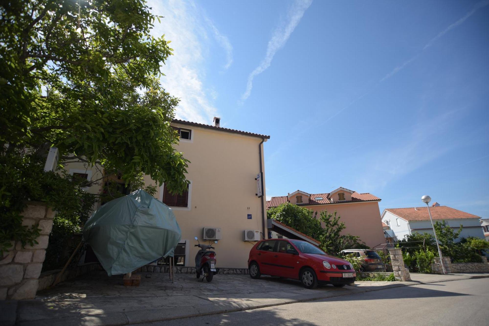 Apartmani Vitkovic II Cres Esterno foto
