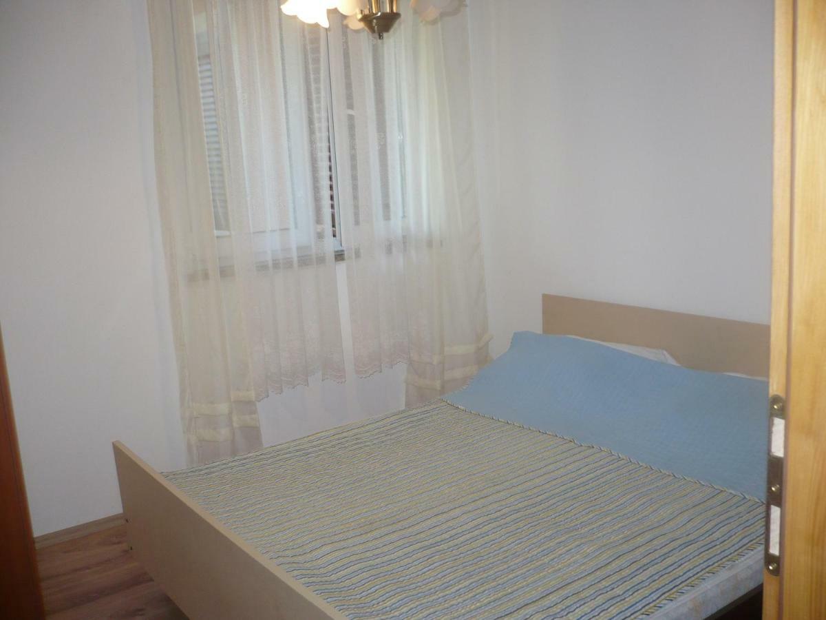 Apartmani Vitkovic II Cres Esterno foto